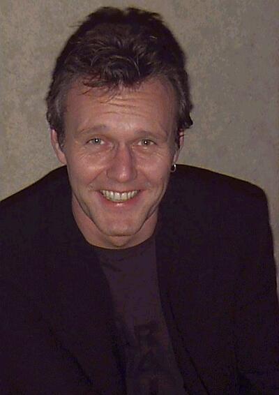 Giles · Darsteller